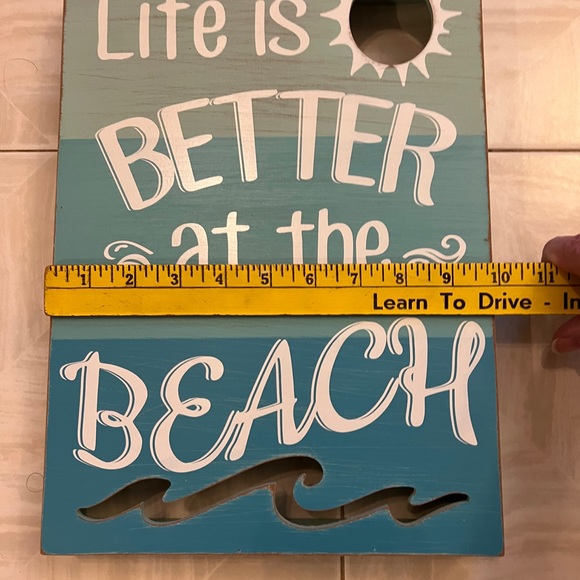 dei Life is Better at the Beach wood wall art. Excellent condition - Picture 6 of 10